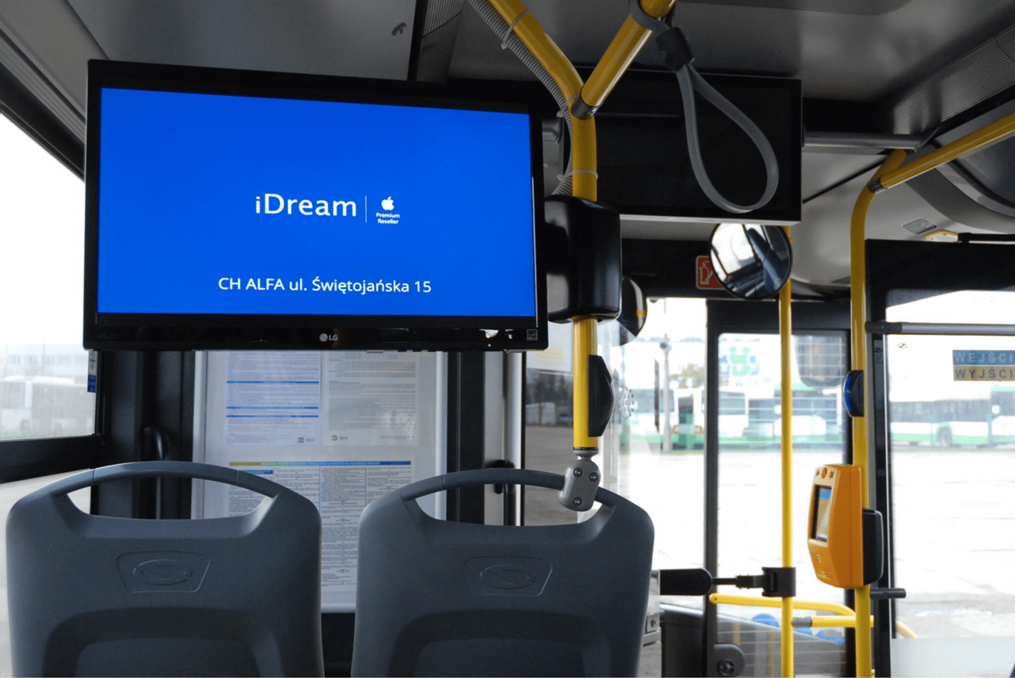 reklama w autobusie Warszawa