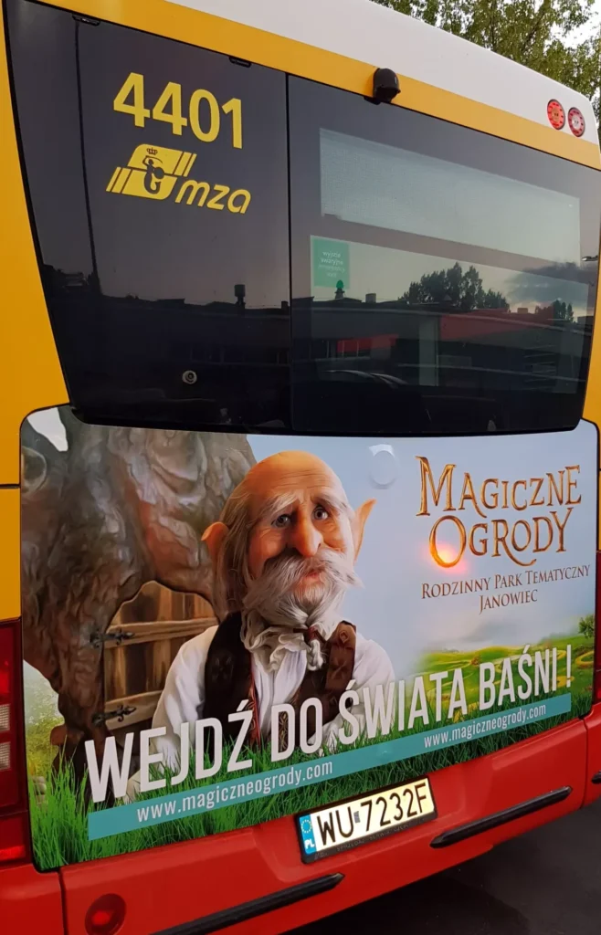 reklama w autobusie cennik