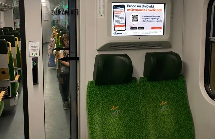 reklama w pociągach dworcach Warszawa